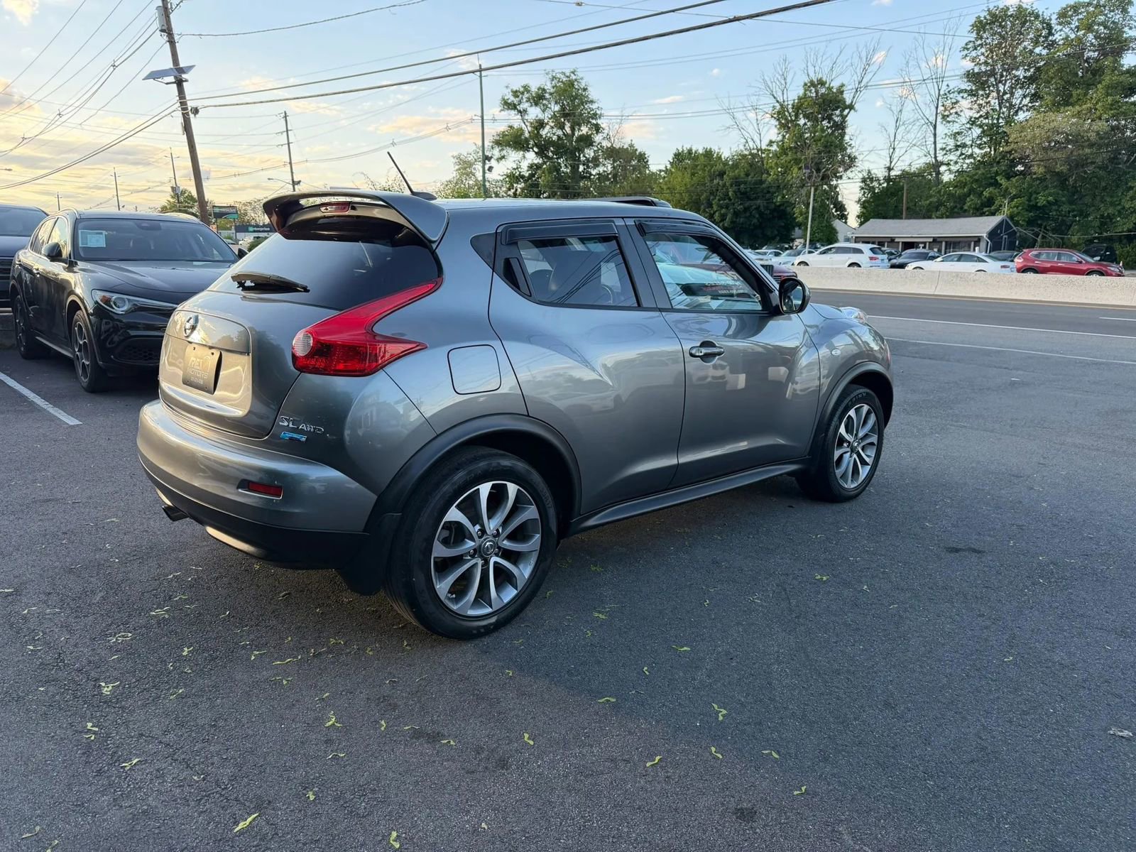 Used 2012 Nissan Juke SL w/ Sport Pkg AWD/4WD image 9