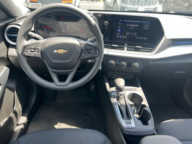 New 2026 Chevrolet Trax LS FWD image 7