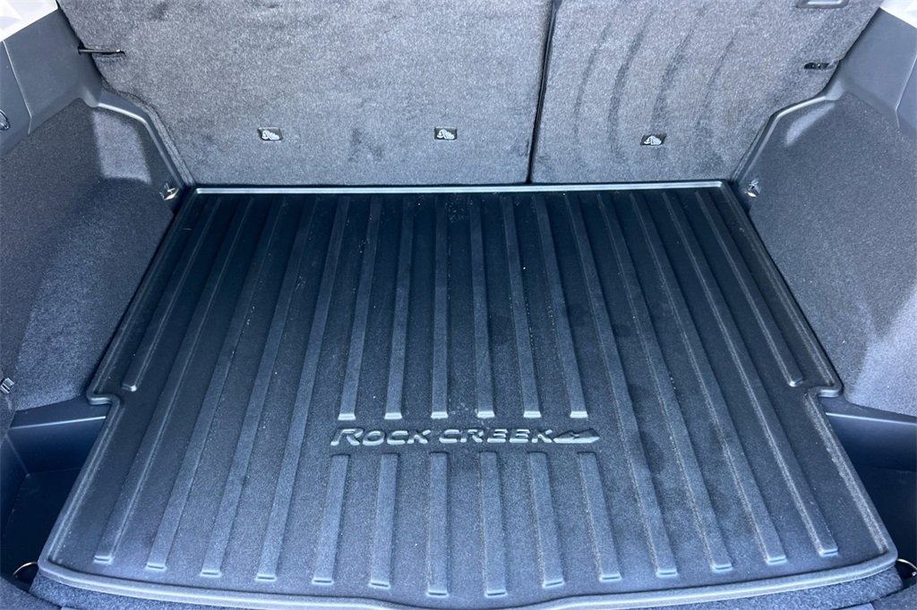 Used 2025 Nissan Rogue SV image 17