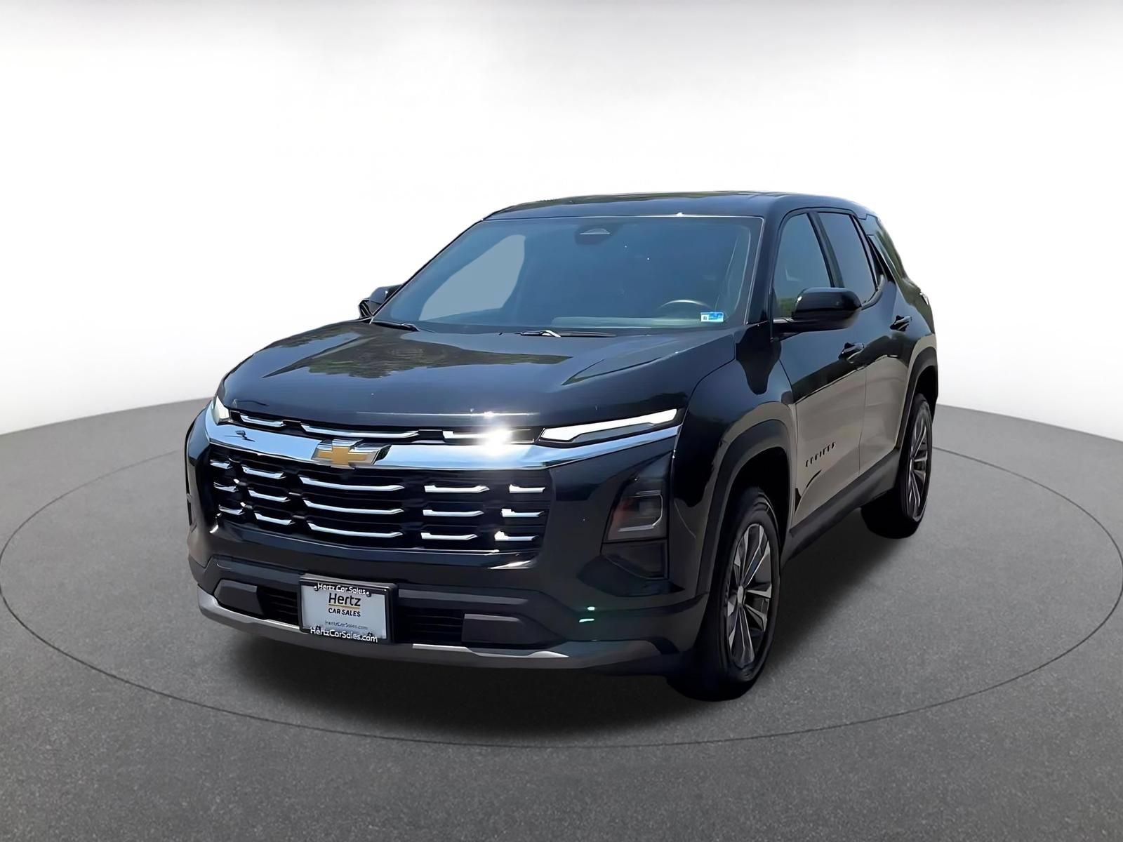 Used 2025 Chevrolet Equinox LT FWD image 7