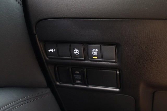Certified 2024 Nissan Armada SL w/ Captain's Chairs Package AWD/4WD image 23