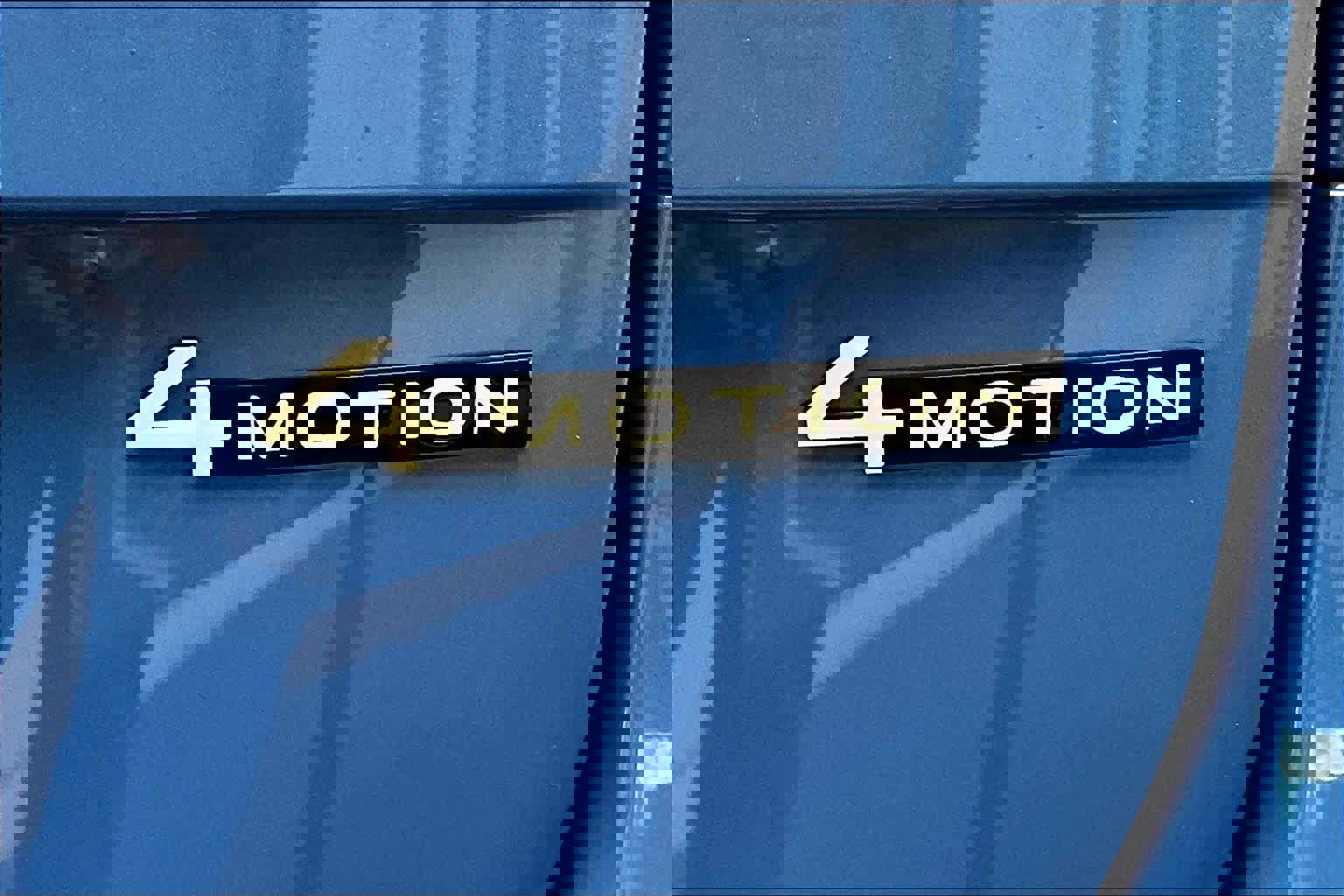 Used 2025 Volkswagen ID. Buzz 1st Edition image 9