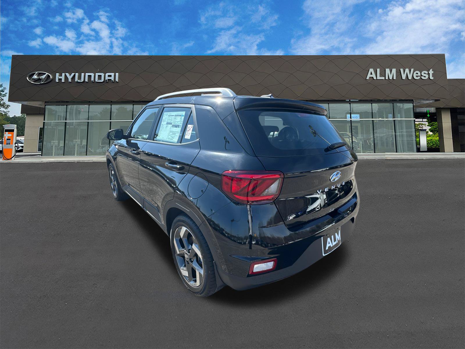 New 2026 Hyundai Venue SEL FWD image 8
