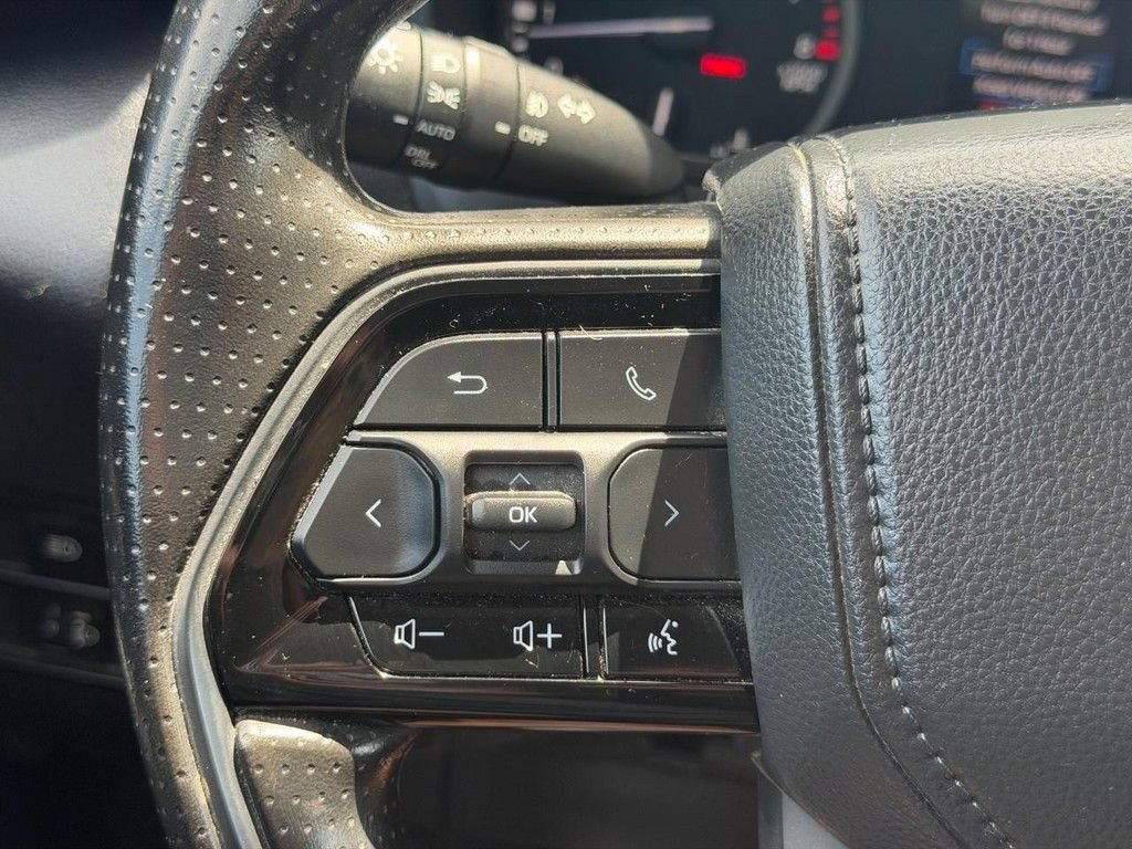 Certified 2023 Toyota Tundra SR5 w/ SR5 Convenience Package AWD/4WD image 19