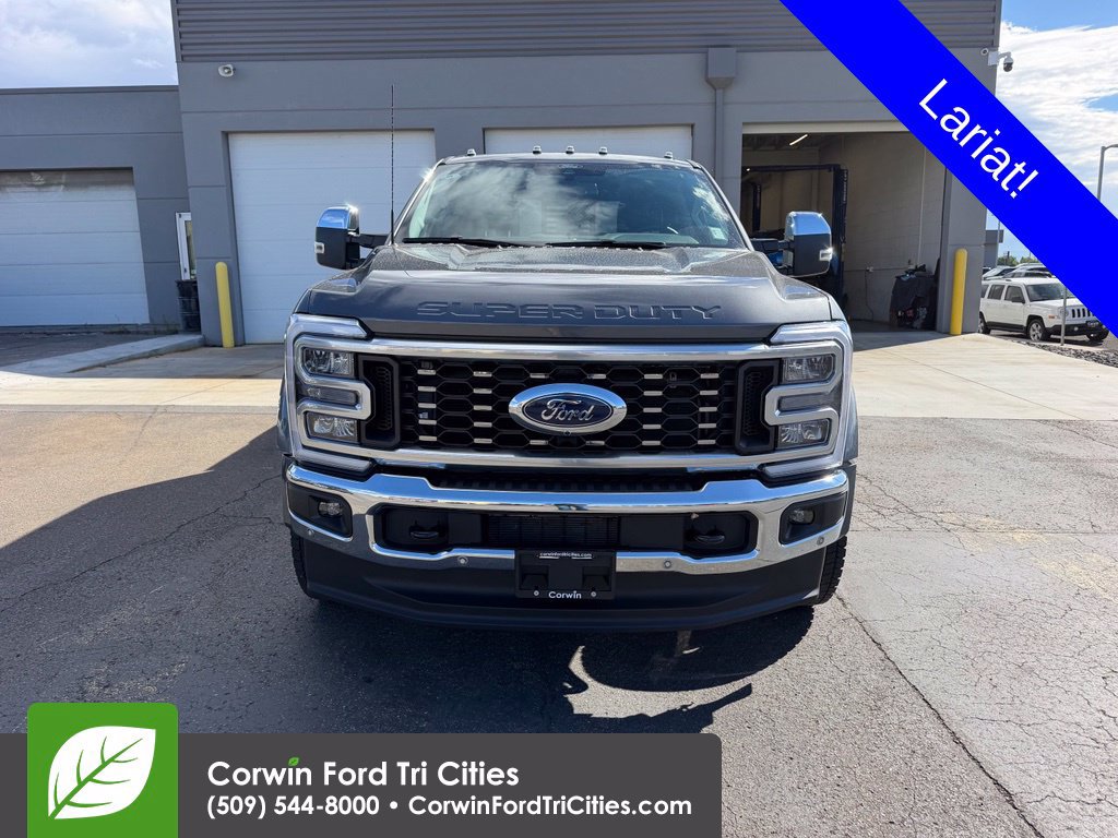 Used 2026 Ford F450 Lariat w/ Lariat Premium Package AWD/4WD image 3