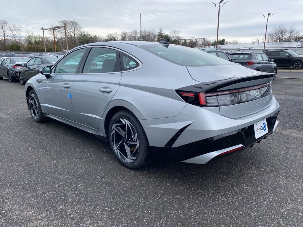 New 2026 Hyundai Sonata SEL FWD image 8