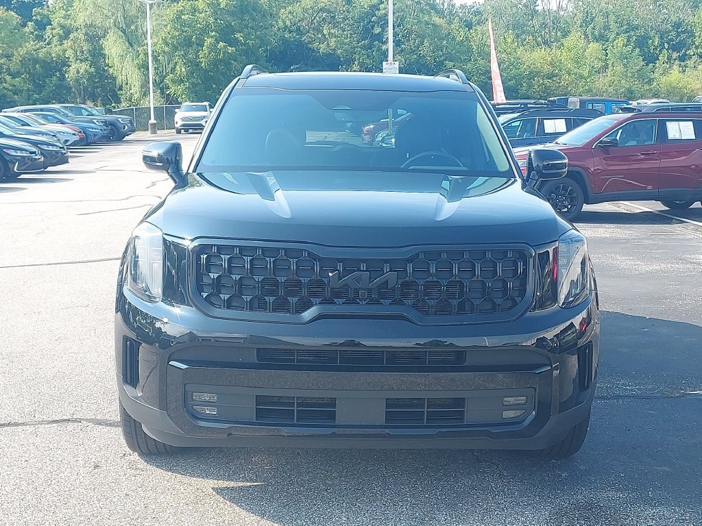 Used 2025 Kia Telluride SX X-Line AWD/4WD image 2