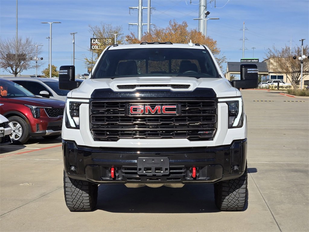 Used 2025 GMC Sierra 2500 AT4X image 11