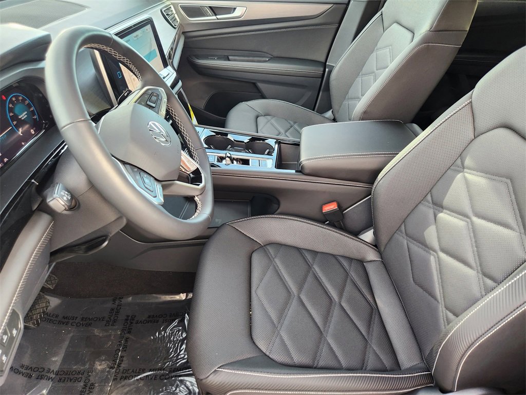 New 2026 Volkswagen Atlas Cross Sport SE image 3