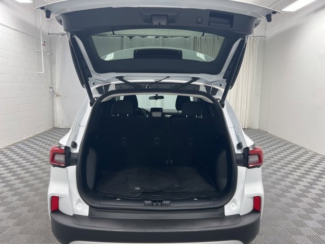 Used 2023 Ford Escape Active image 8