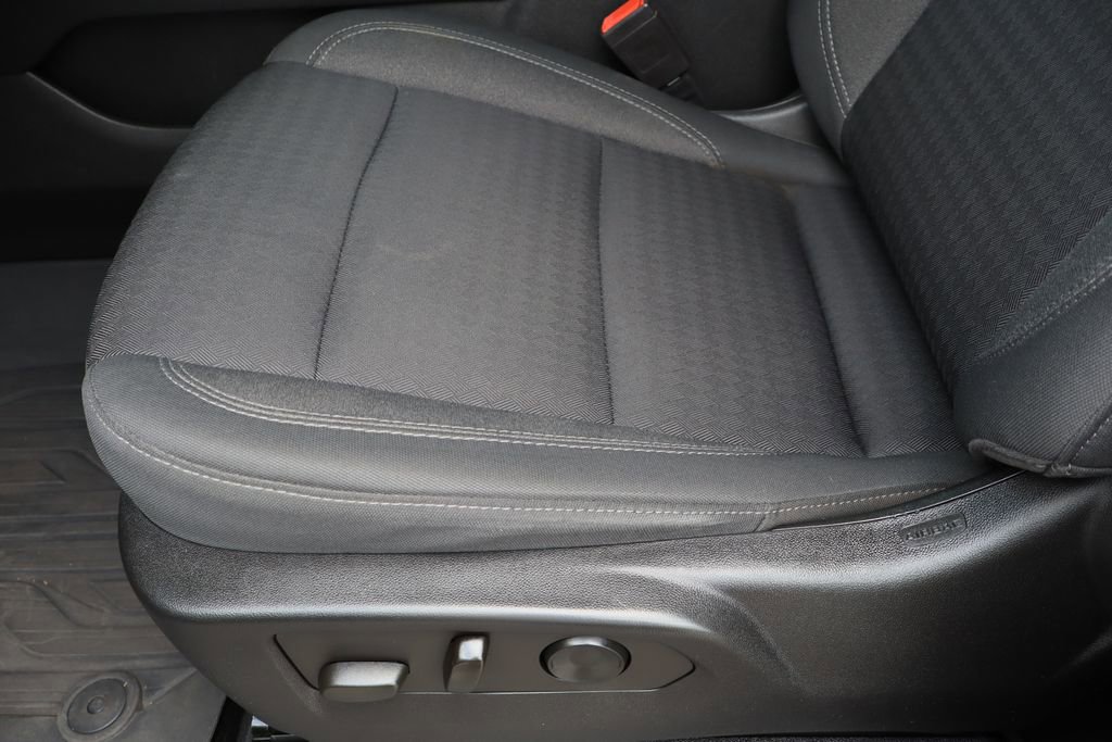 Certified 2022 GMC Yukon SLE RWD image 21
