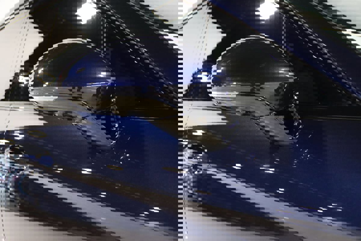 Used 2018 Porsche Panamera 4 image 11