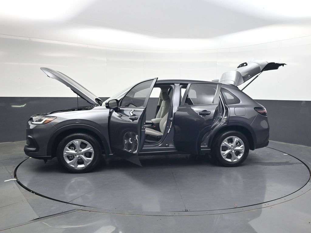 Used 2024 Honda HR-V LX image 39