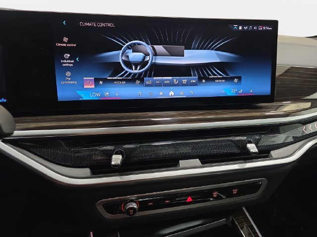 Used 2024 BMW X5 xDrive40i w/ Premium Package AWD/4WD image 19