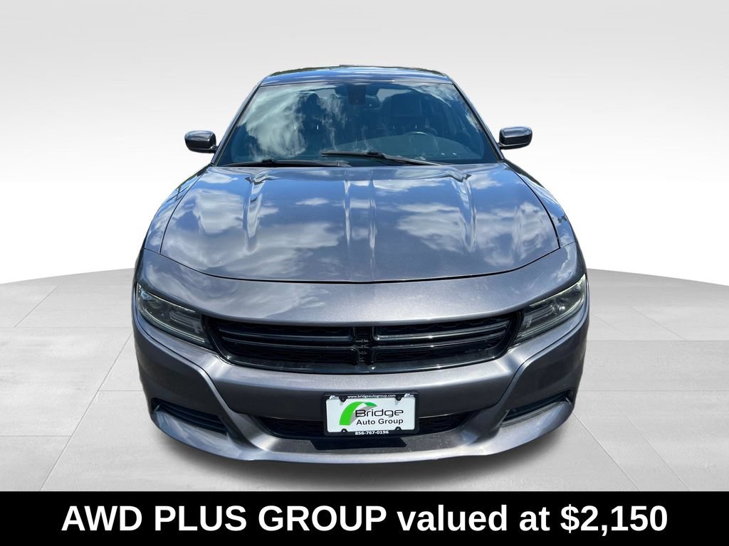 Used 2015 Dodge Charger SXT w/ AWD Plus Group image 2