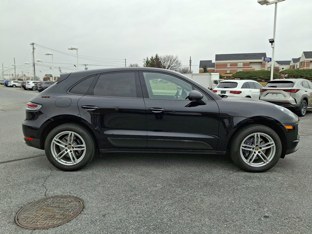 Used 2021 Porsche Macan image 8