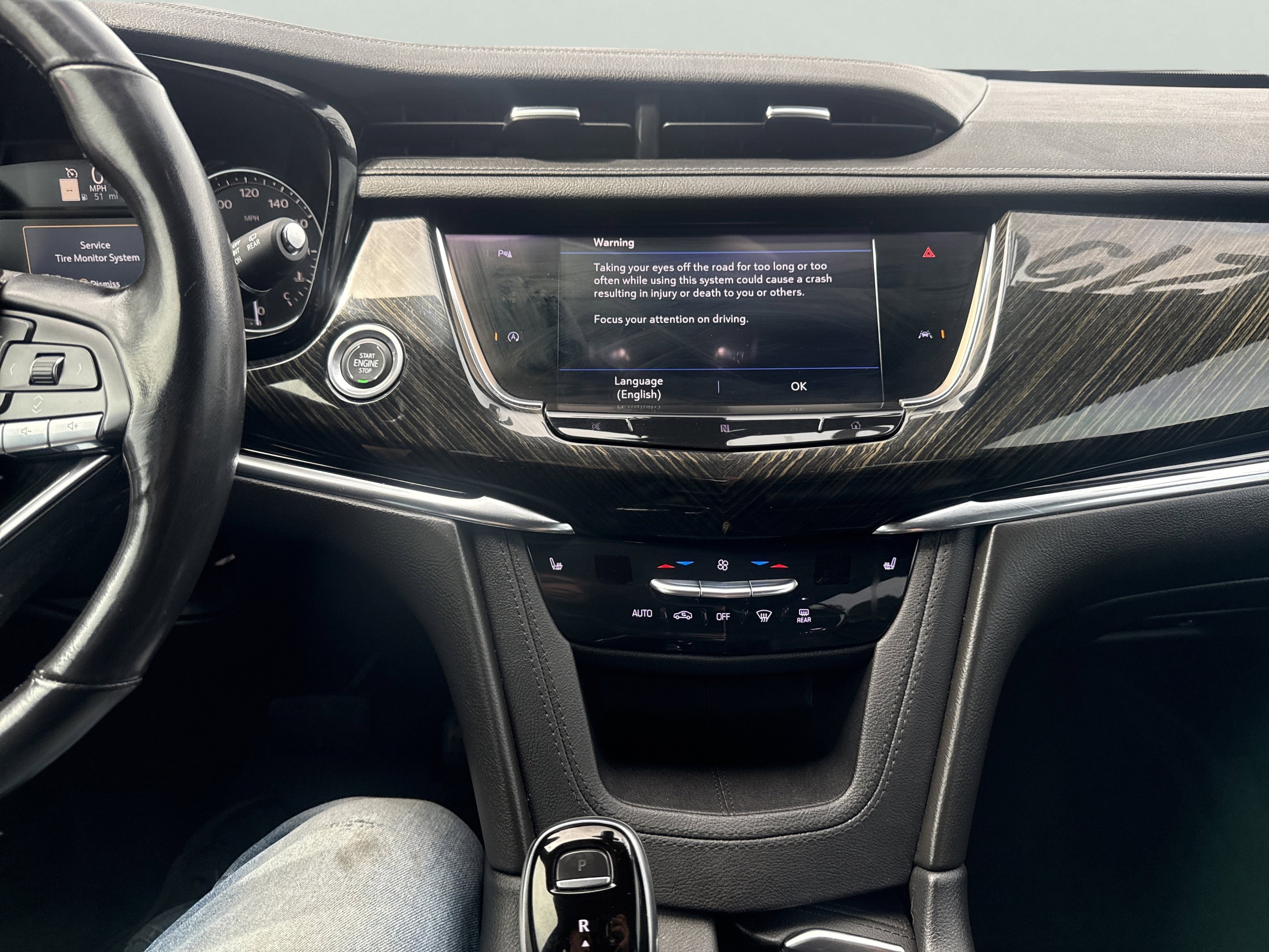 Used 2020 Cadillac XT6 Premium Luxury image 26