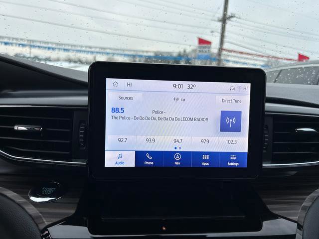 Used 2022 Ford Explorer Limited w/ Equipment Group 301A image 12