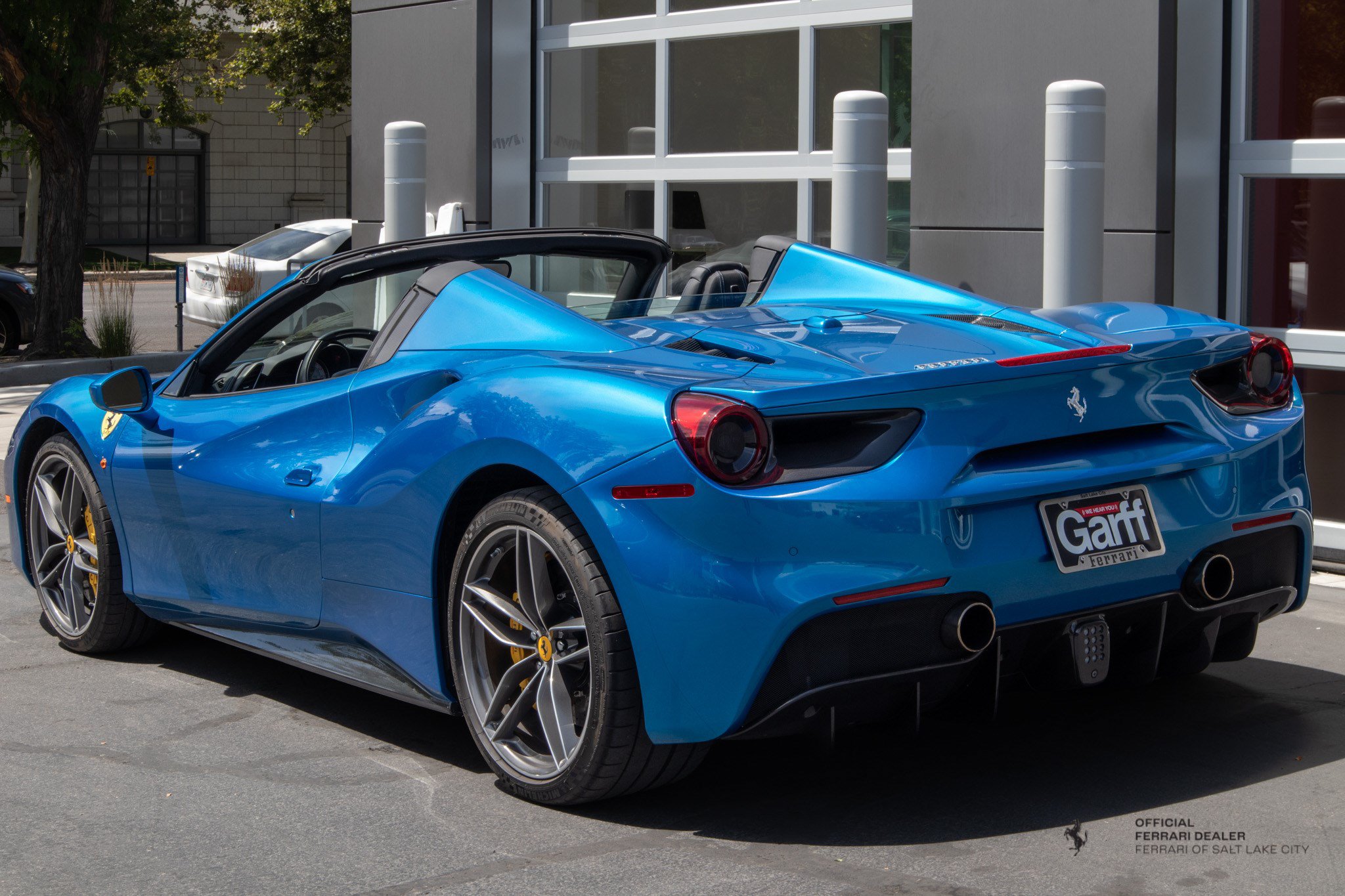Certified 2018 Ferrari 488 Spider RWD image 3