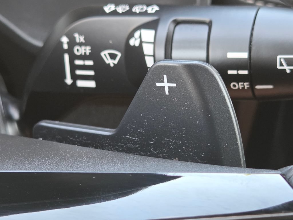 Used 2023 Nissan Rogue SL w/ SL Premium Package AWD/4WD image 12