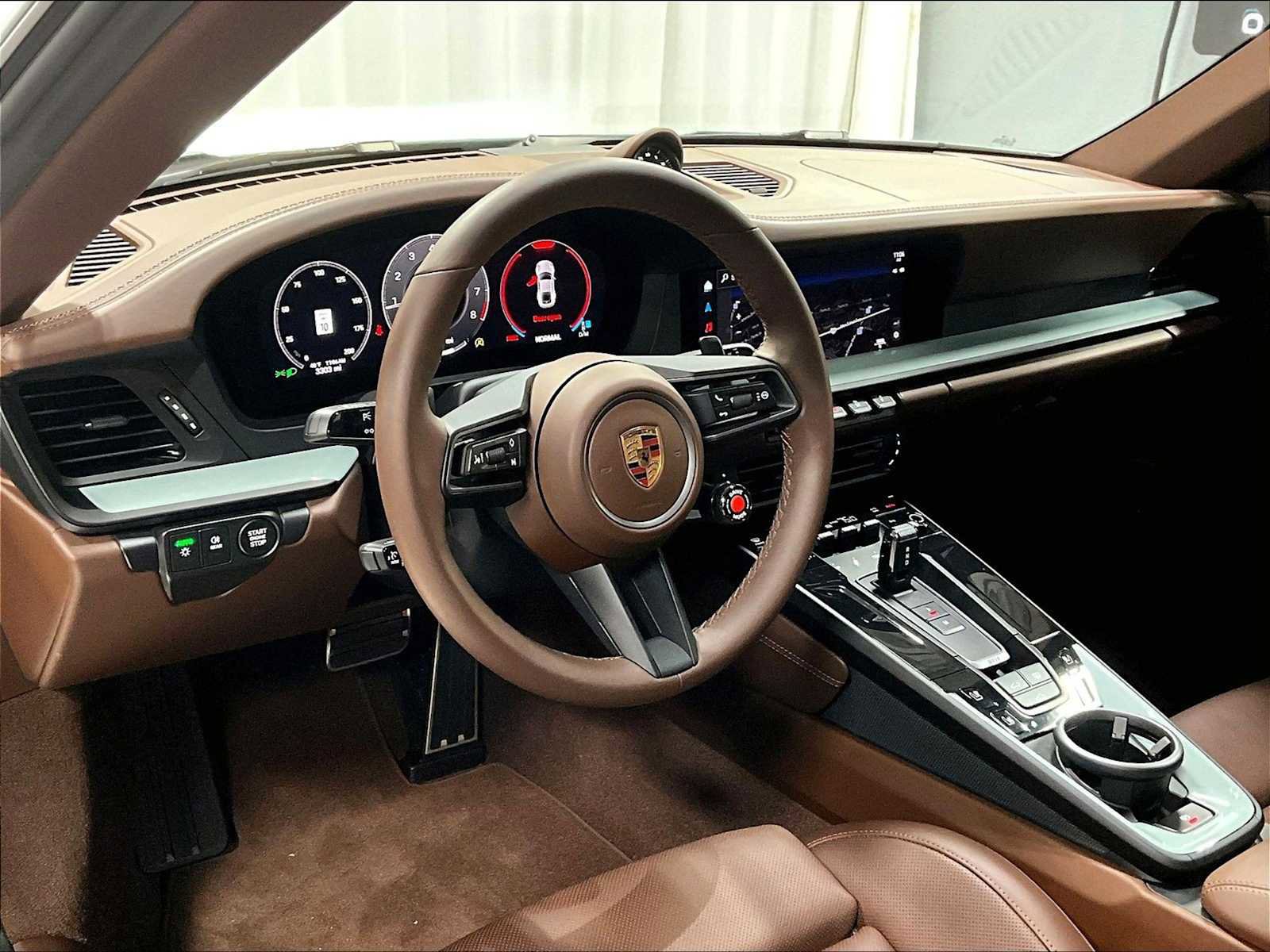 Used 2025 Porsche 911 Carrera image 7