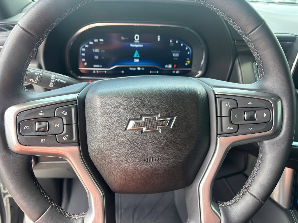 Certified 2023 Chevrolet Tahoe Z71 w/ Luxury Package AWD/4WD image 15