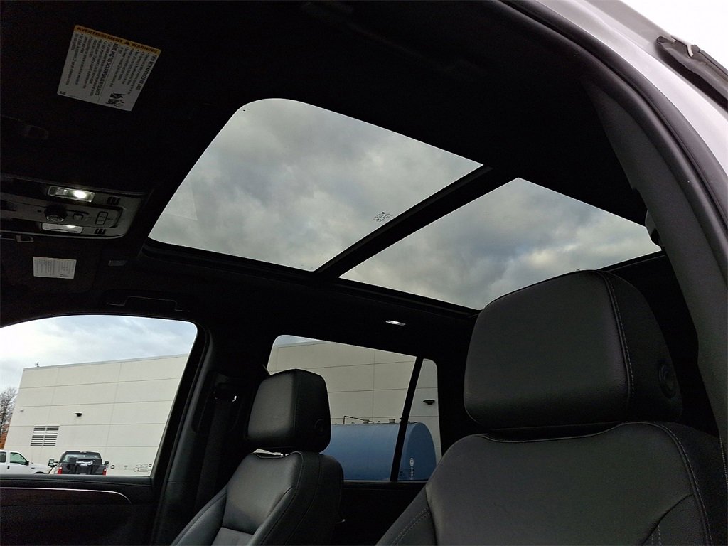 Used 2021 Chevrolet Tahoe Z71 image 17