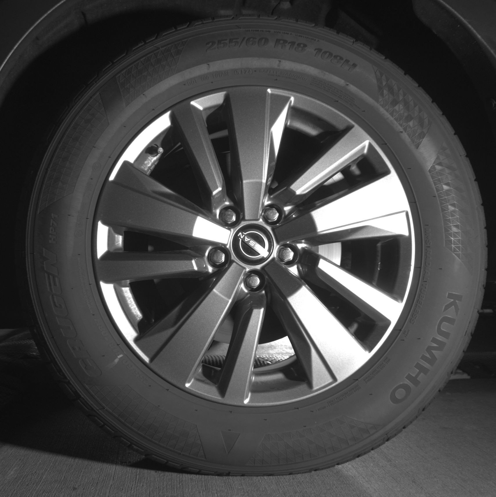 Used 2025 Nissan Pathfinder SV image 14