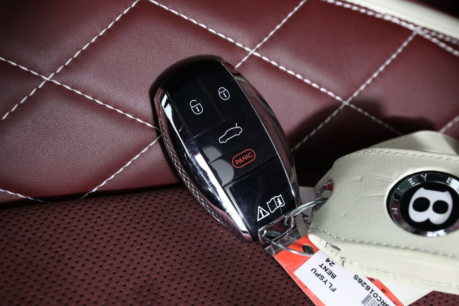 Used 2024 Bentley Flying Spur W12 image 30