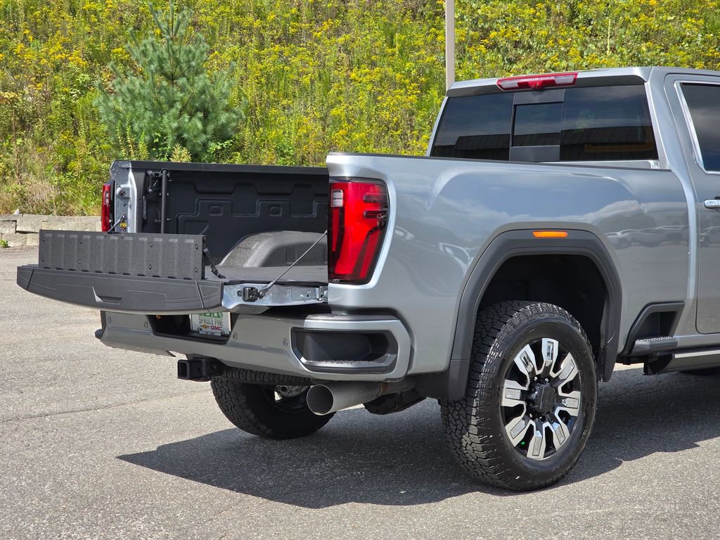 New 2025 GMC Sierra 2500 Denali w/ Max Trailering Package image 14