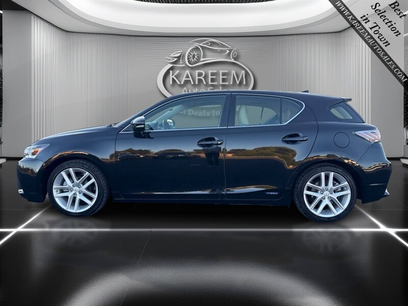 Used 2016 Lexus CT 200h w/ Navigation Package FWD image 8