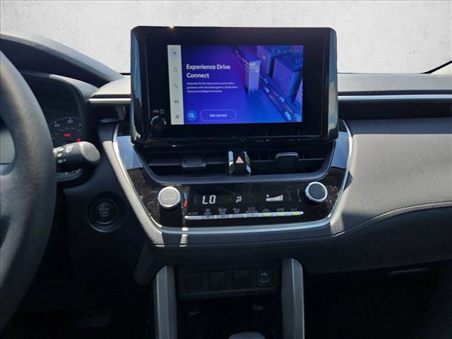 Used 2024 Toyota Corolla Cross LE FWD image 14
