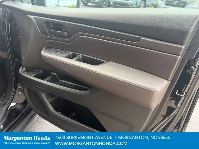 Used 2018 Honda Odyssey EX-L image 39