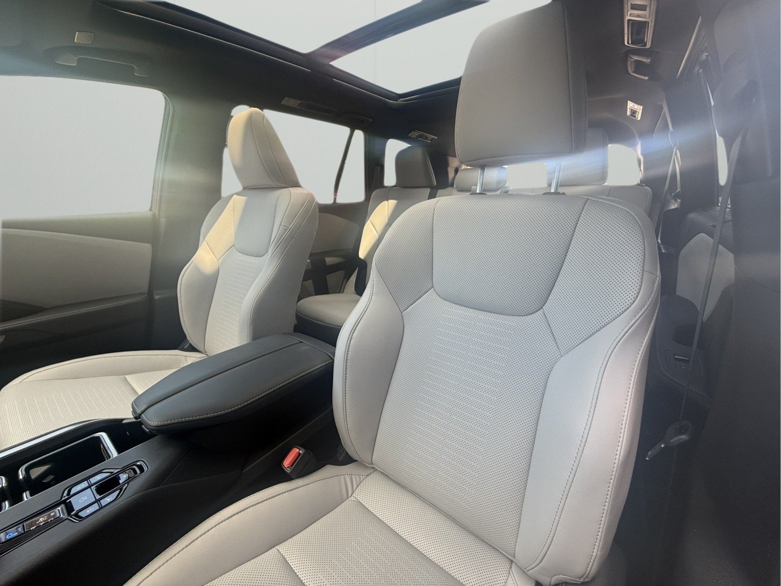 Used 2025 Lexus TX 350 AWD w/ Technology Package image 10