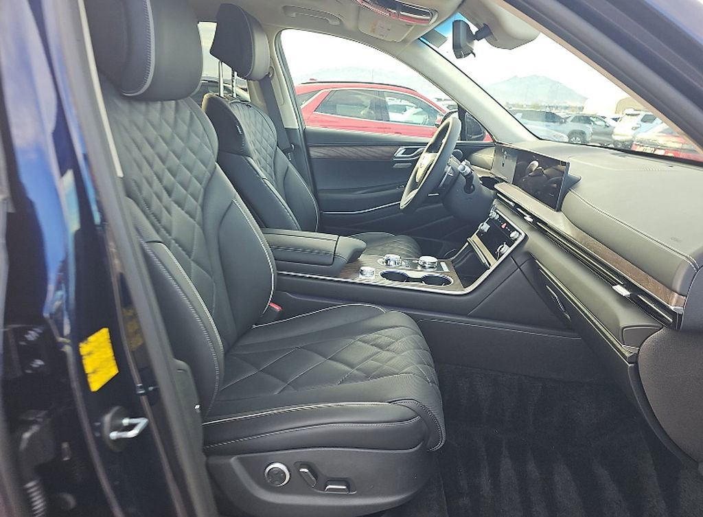 Used 2026 Genesis GV80 3.5T Prestige image 12