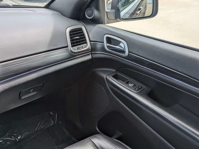 Used 2021 Jeep Grand Cherokee Limited AWD/4WD image 19