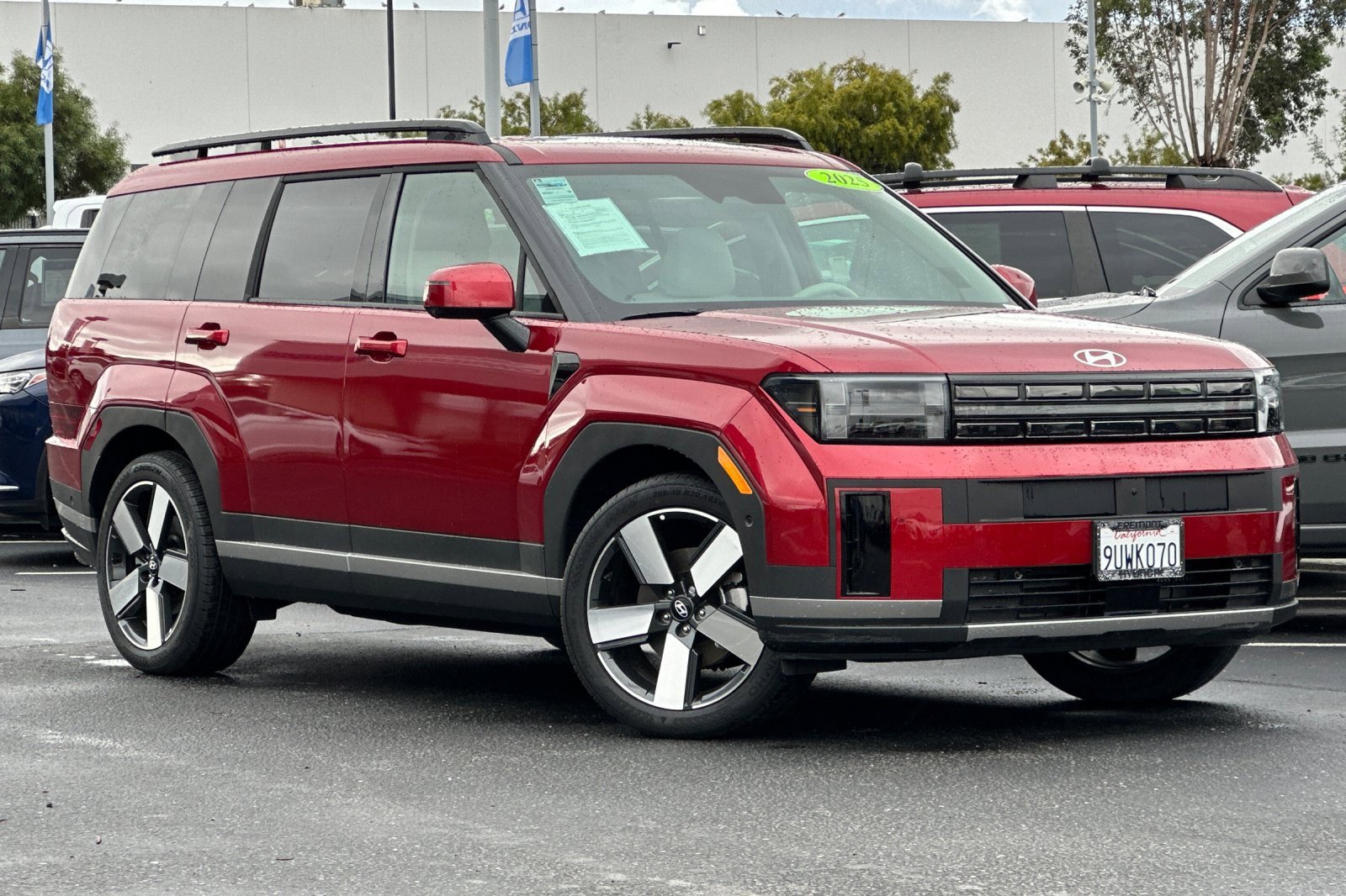 Used 2025 Hyundai Santa Fe Limited image 1