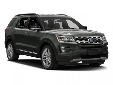 Used 2017 Ford Explorer XLT AWD/4WD image 9