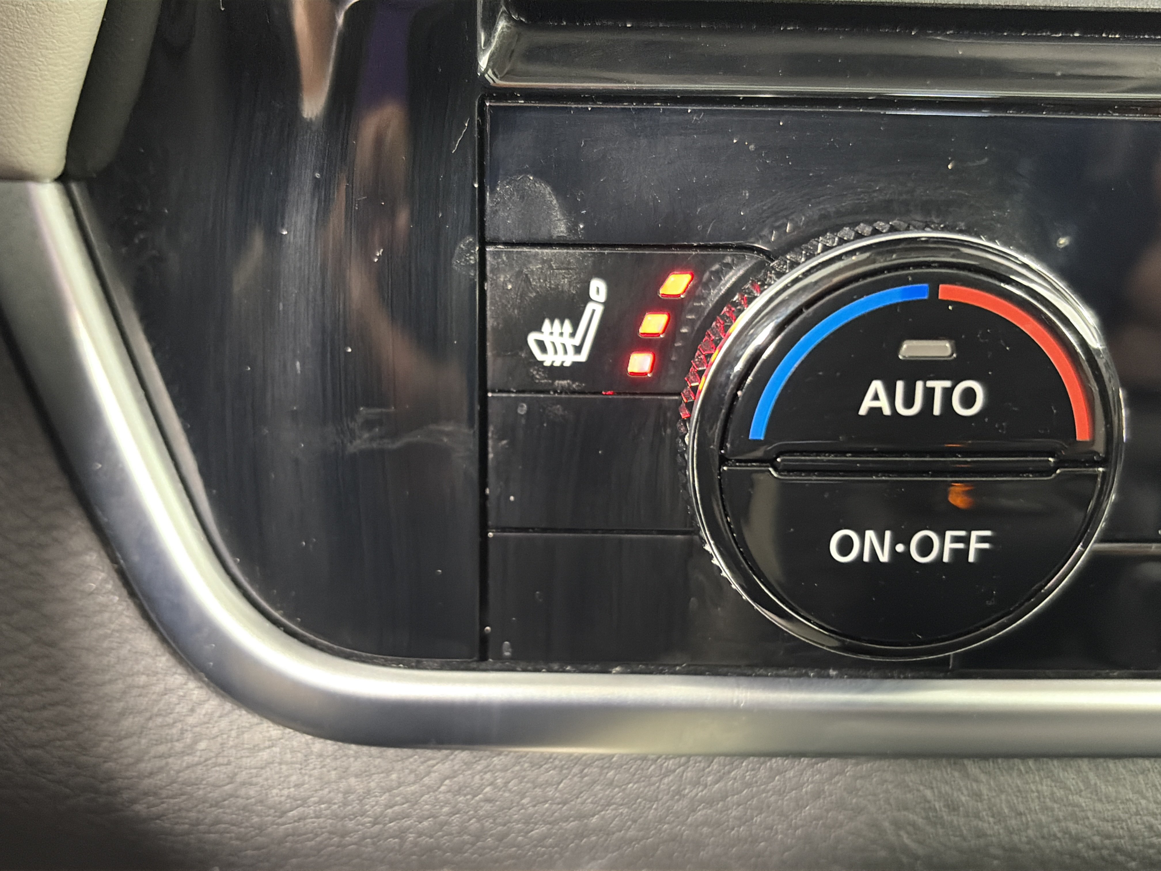 Certified 2023 Nissan Rogue SL AWD/4WD image 24