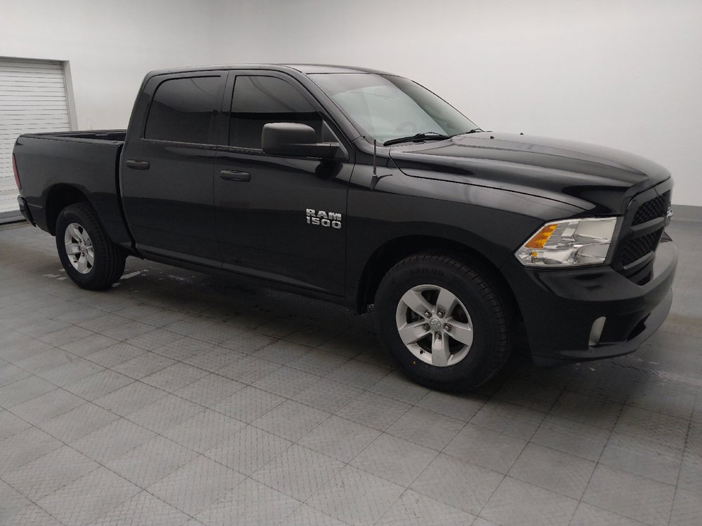 Used 2017 RAM 1500 Express RWD image 11