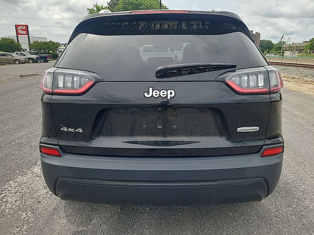 Used 2019 Jeep Cherokee Latitude w/ Popular Appearance Group AWD/4WD image 8