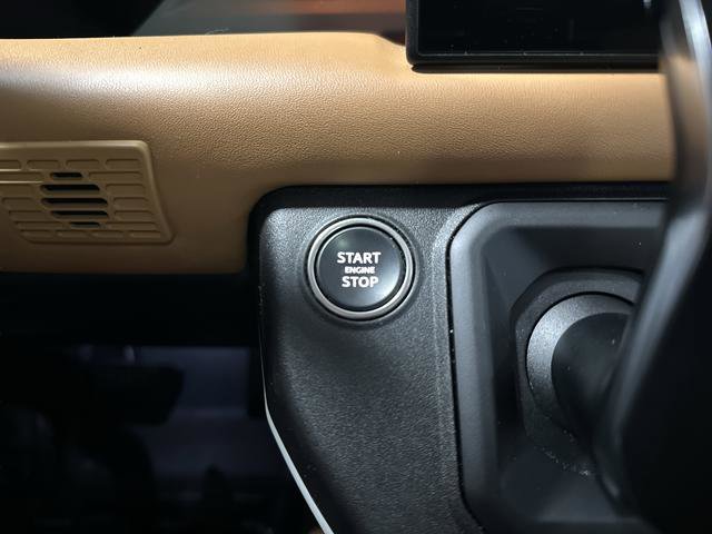 Used 2023 Land Rover Defender 130 First Edition image 27