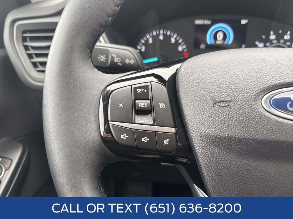 Used 2022 Ford Escape SE w/ Cold Weather Package image 21