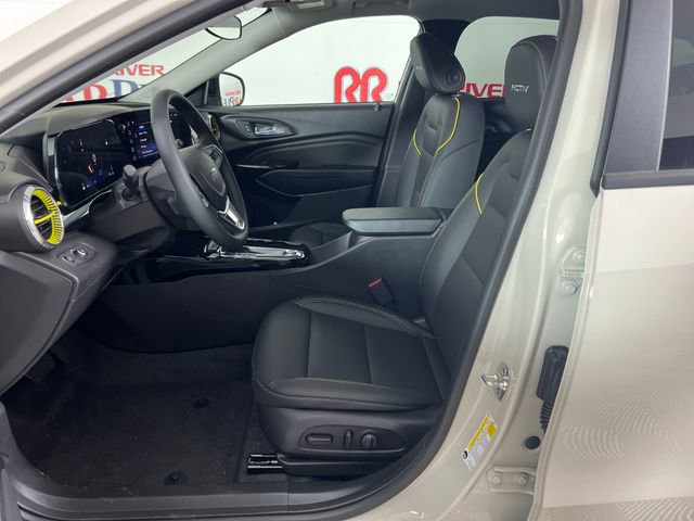 New 2026 Chevrolet Trax ACTIV w/ Sunroof Package image 9