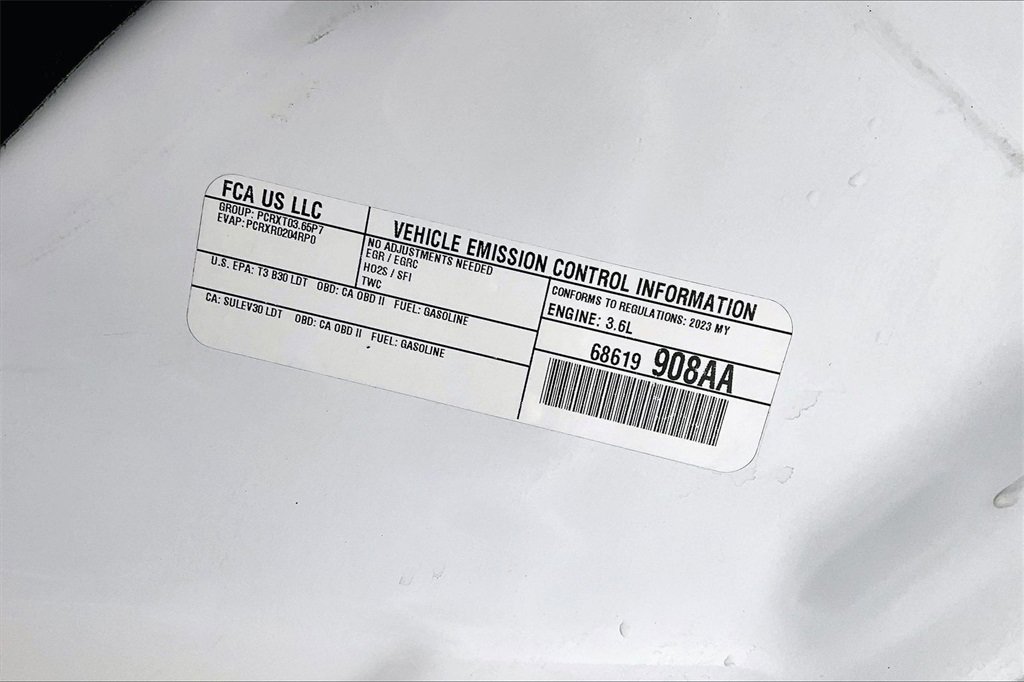 Used 2023 Dodge Durango GT image 35