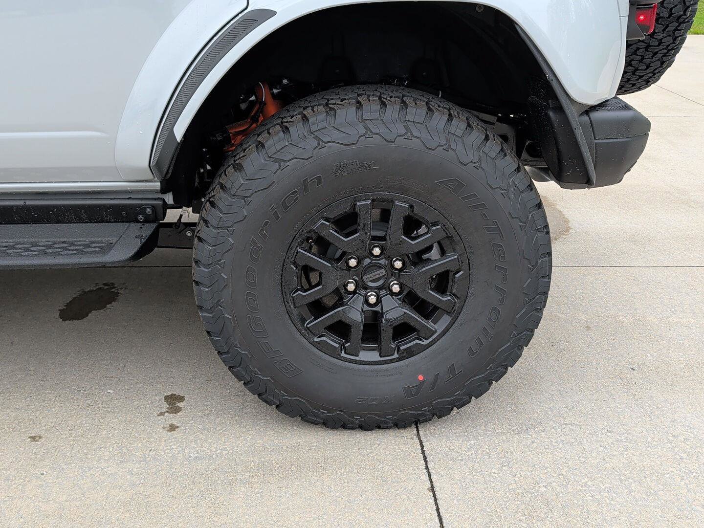 New 2026 Ford Bronco Raptor AWD/4WD image 36