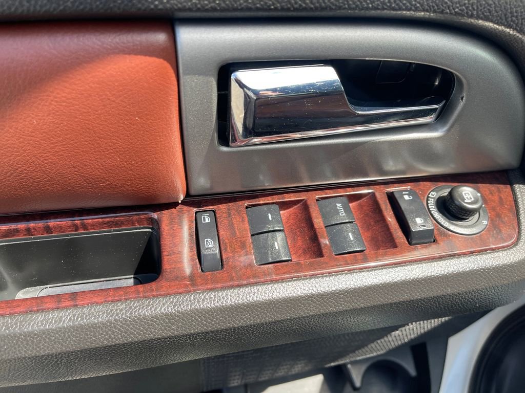 Used 2014 Ford Expedition EL King Ranch AWD/4WD image 17