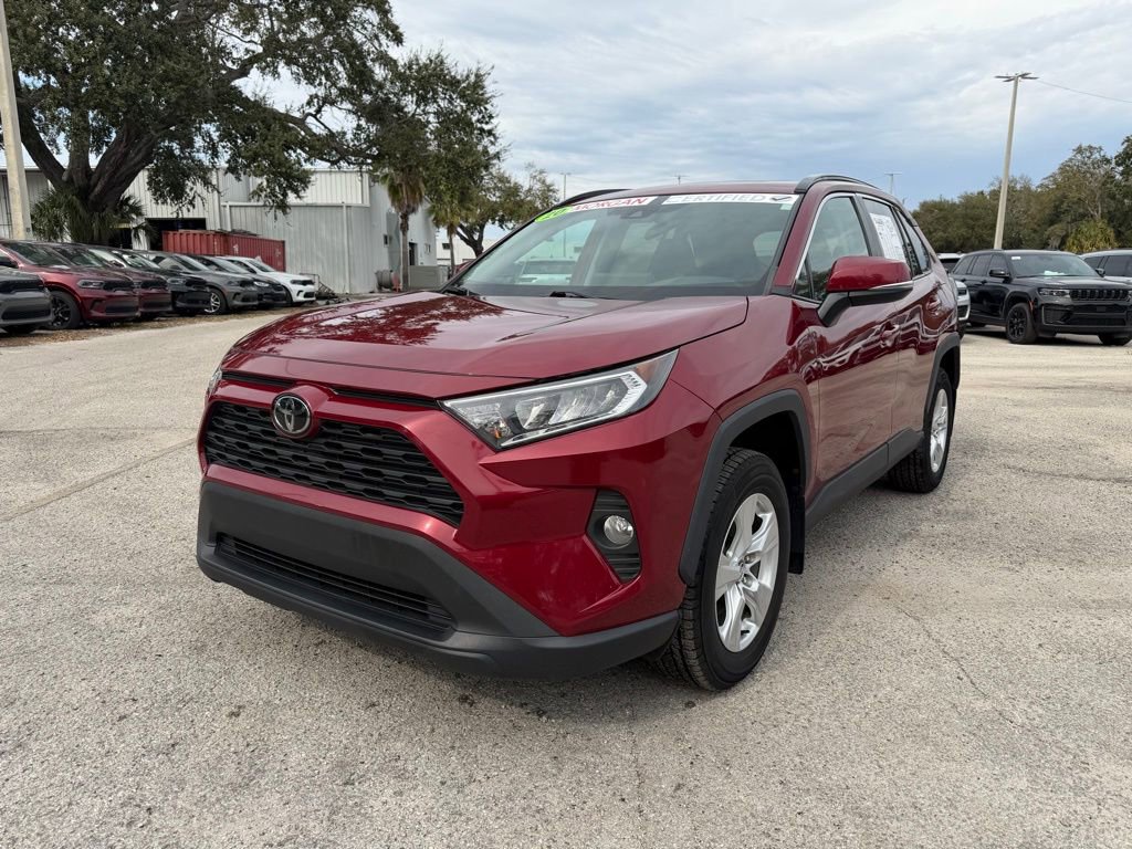 Used 2020 Toyota RAV4 XLE w/ Convenience Package image 2
