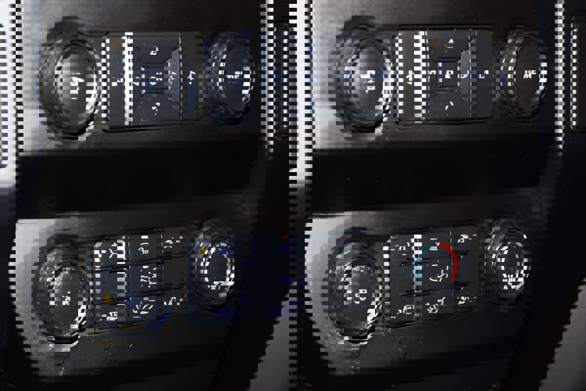 Used 2018 Ford F150 XL w/ Trailer Tow Package w/101A image 38