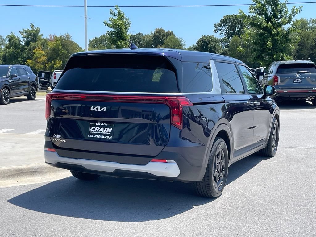Certified 2025 Kia Carnival FWD image 7